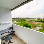 - Haus P, App 0p0504 Apartamento *