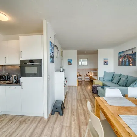 - Haus P, App 0p0504 Apartamento *